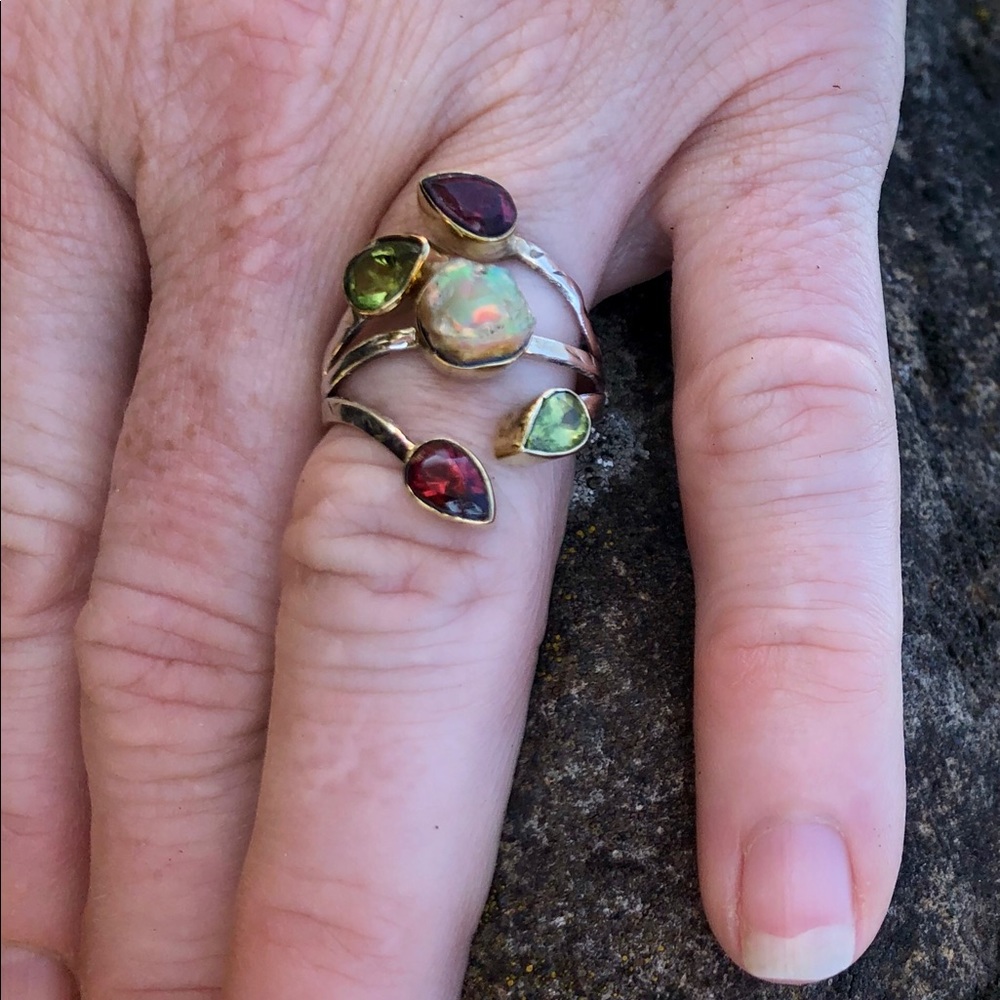 SOLD Opal, Peridot & Garnet Ring - Picture 6 of 8